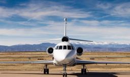 Falcon 900B