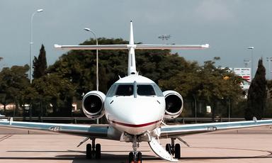 Hawker 700A