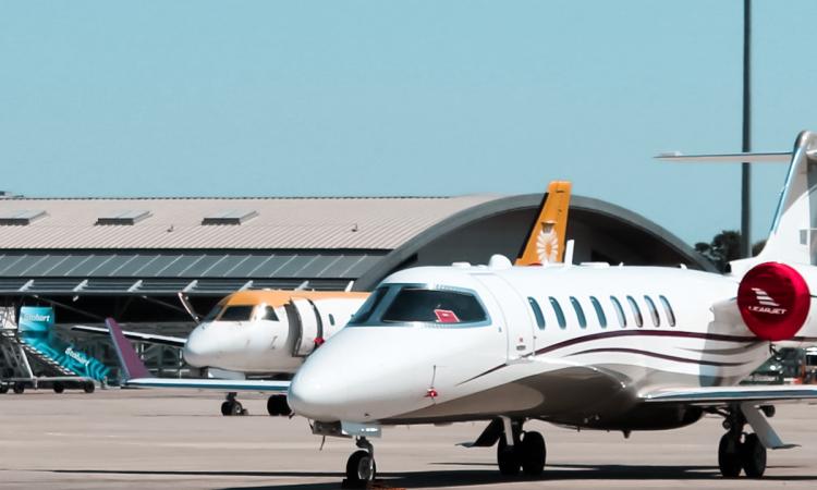 Learjet 70