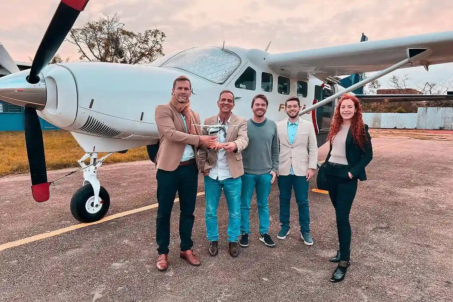 flapper team at toluca airport