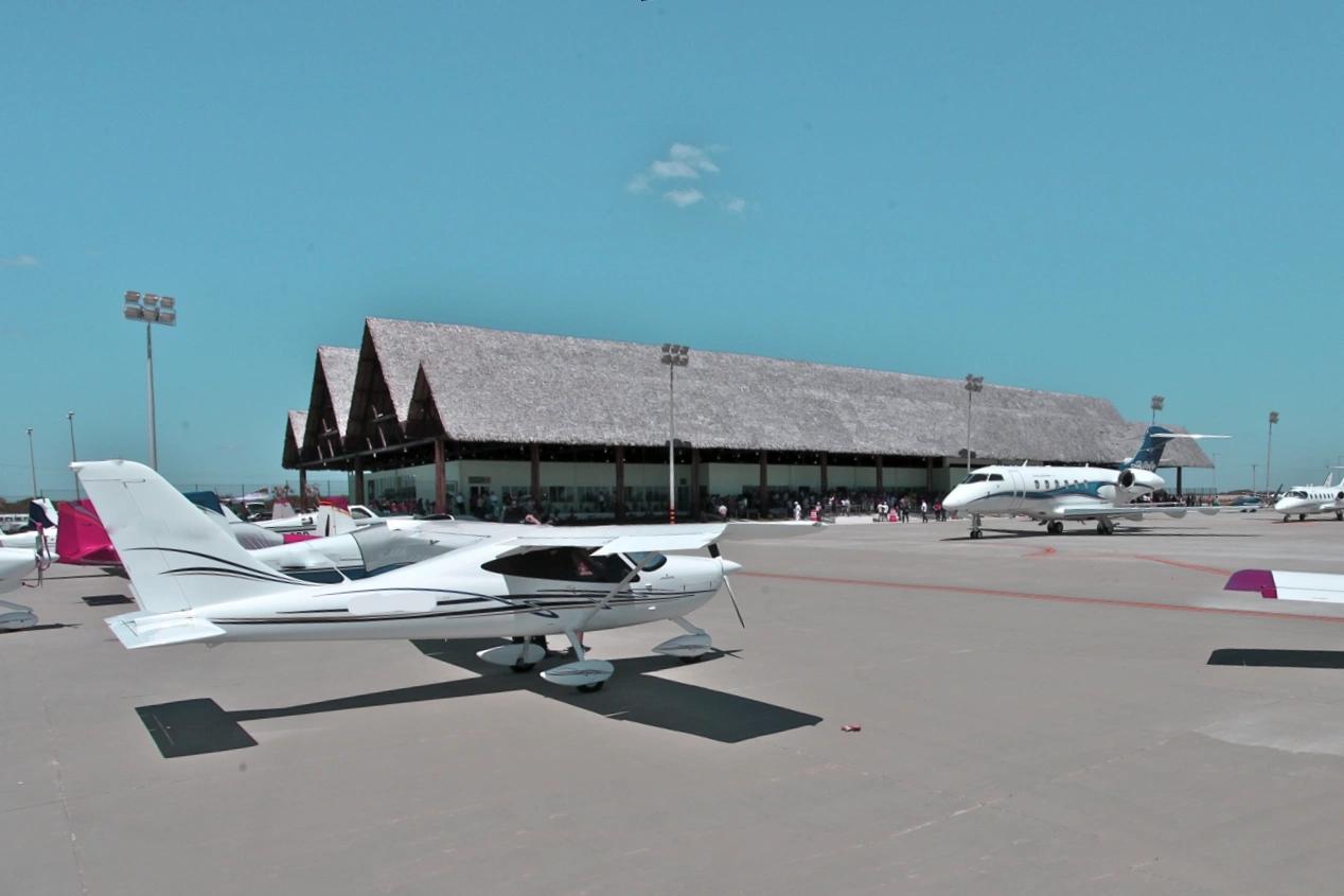 flapper team at toluca airport