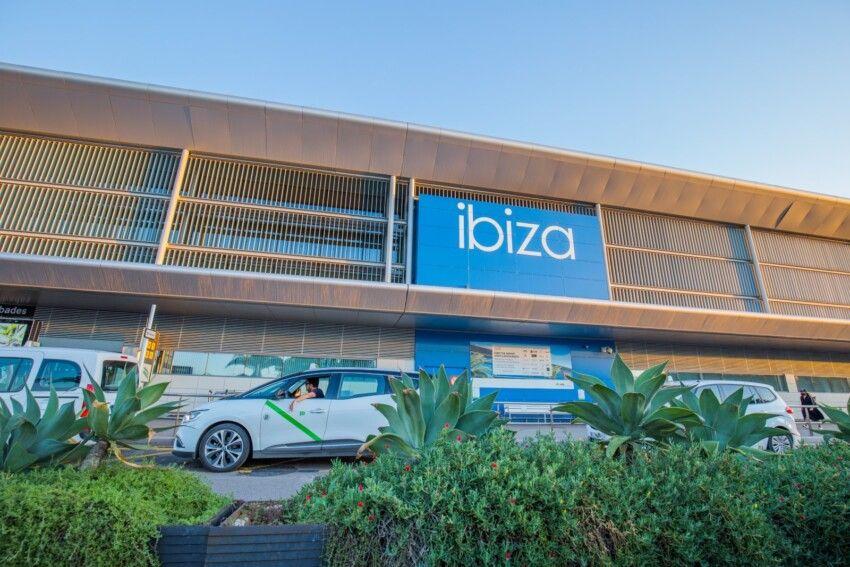 flapper team at toluca airport